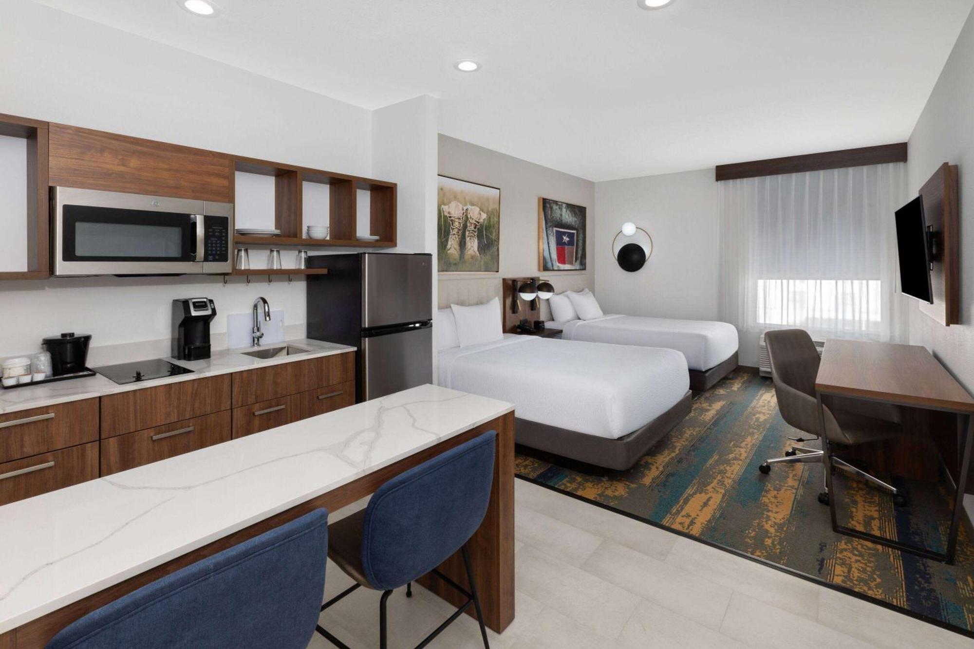 La Quinta Inn & Suites By Wyndham San Antonio At The Rim Dış mekan fotoğraf